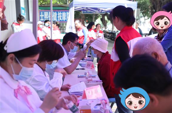 【我為群眾辦實(shí)事】我院聯(lián)合柳州市紅十字會(huì)開展“5.8世界紅十字日”義診及應(yīng)急救護(hù)宣傳活動(dòng)